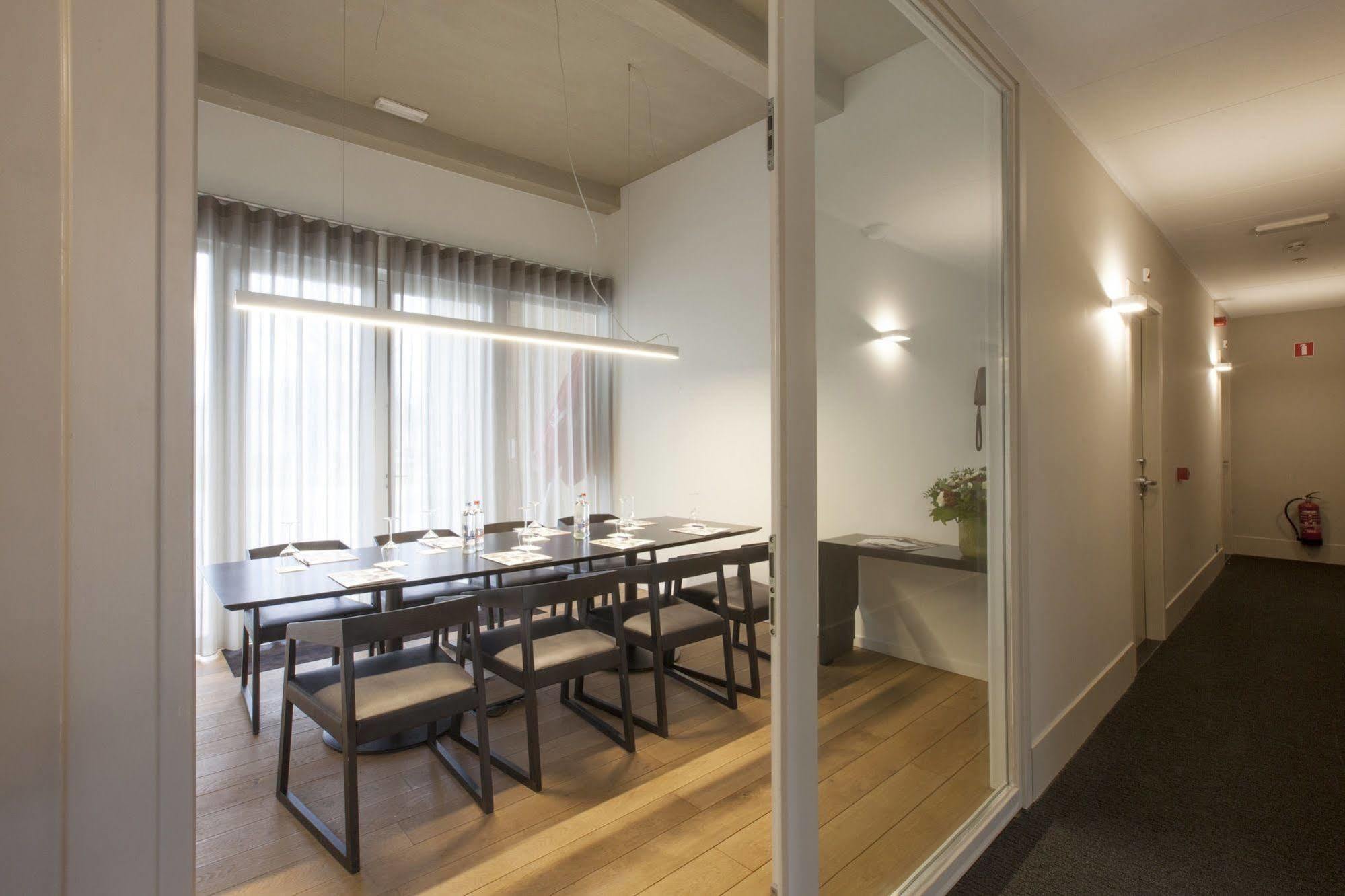 Hotel The Lodge Vilvoorde Bagian luar foto